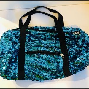 Blue sequins duffle